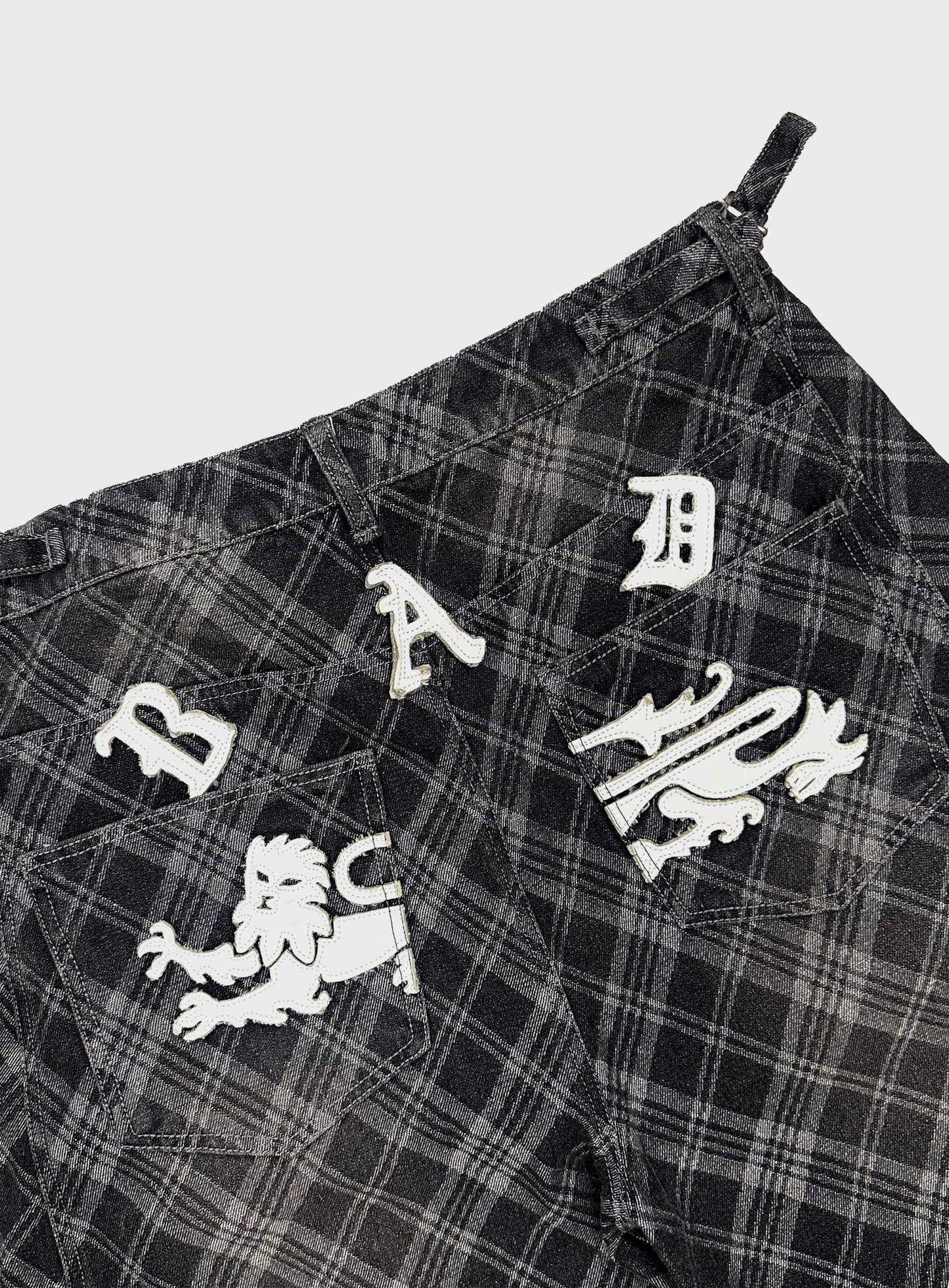 [w-pts25-124] Lion Patch Washed Barrel Pants - Black Denim Check