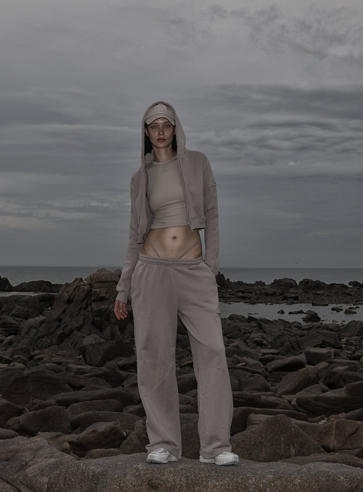 Super Wide 2 Way Jogger - Low Rise - Wheat