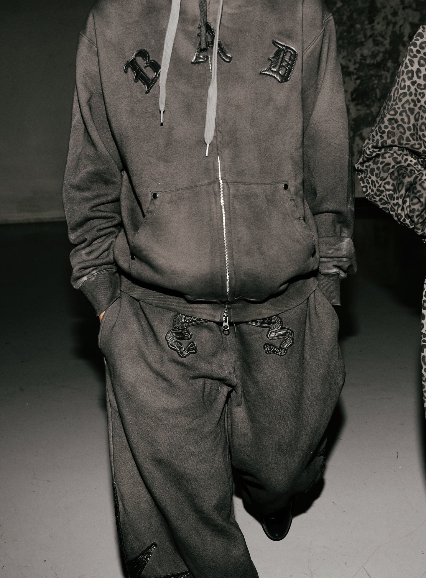 Cosmo Patch 2-Way Curved Jogger Trousers - Charcoal