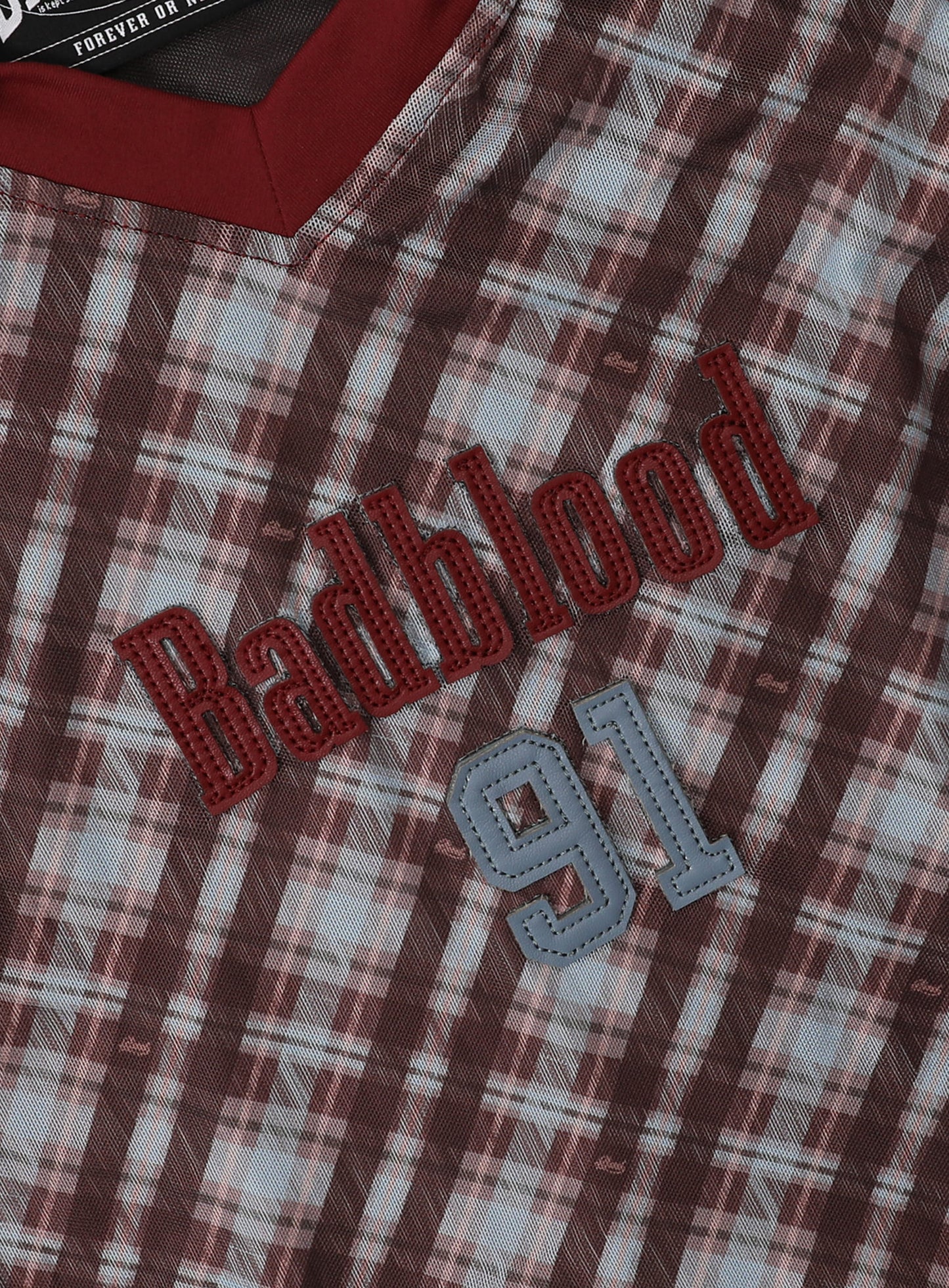 [AQUA] Vintage Club V-Neck Check T-Shirt - Red