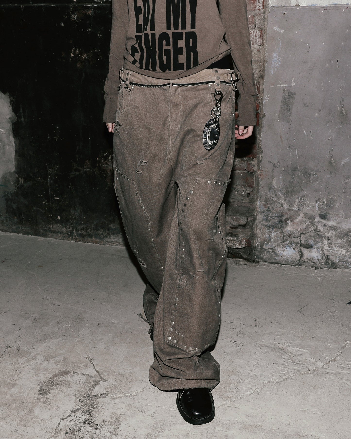 [w-pts25-082] Studded Carpenter Curved Pants - Brown