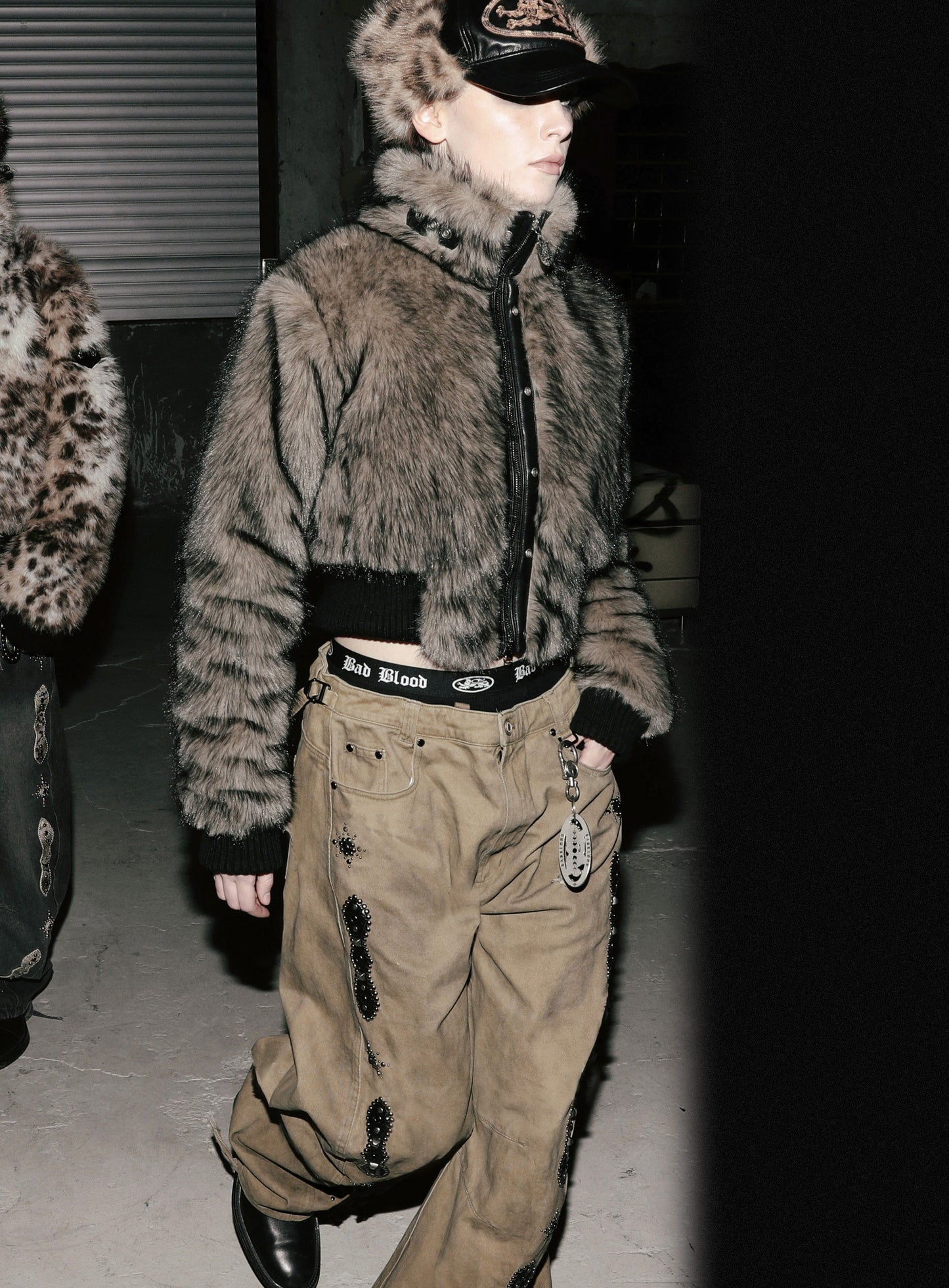 [w-jkt25-053] Viper81 High Neck Fur Jacket - Coyote