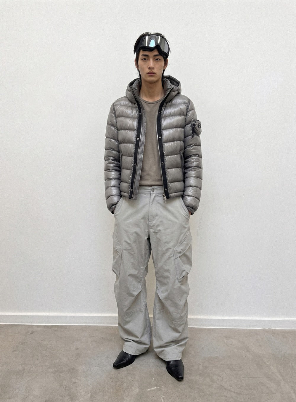[﻿PREORDER] [w-jkt26-081] Viper 321 Lightweight Hooded Puffer – Charcoal