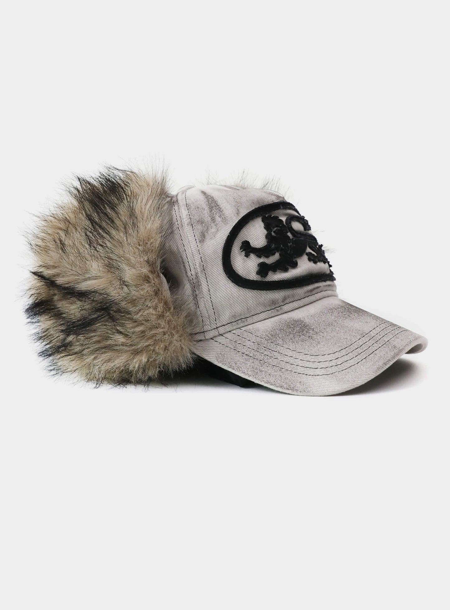 Mystic Trapper Hat - Dusty White