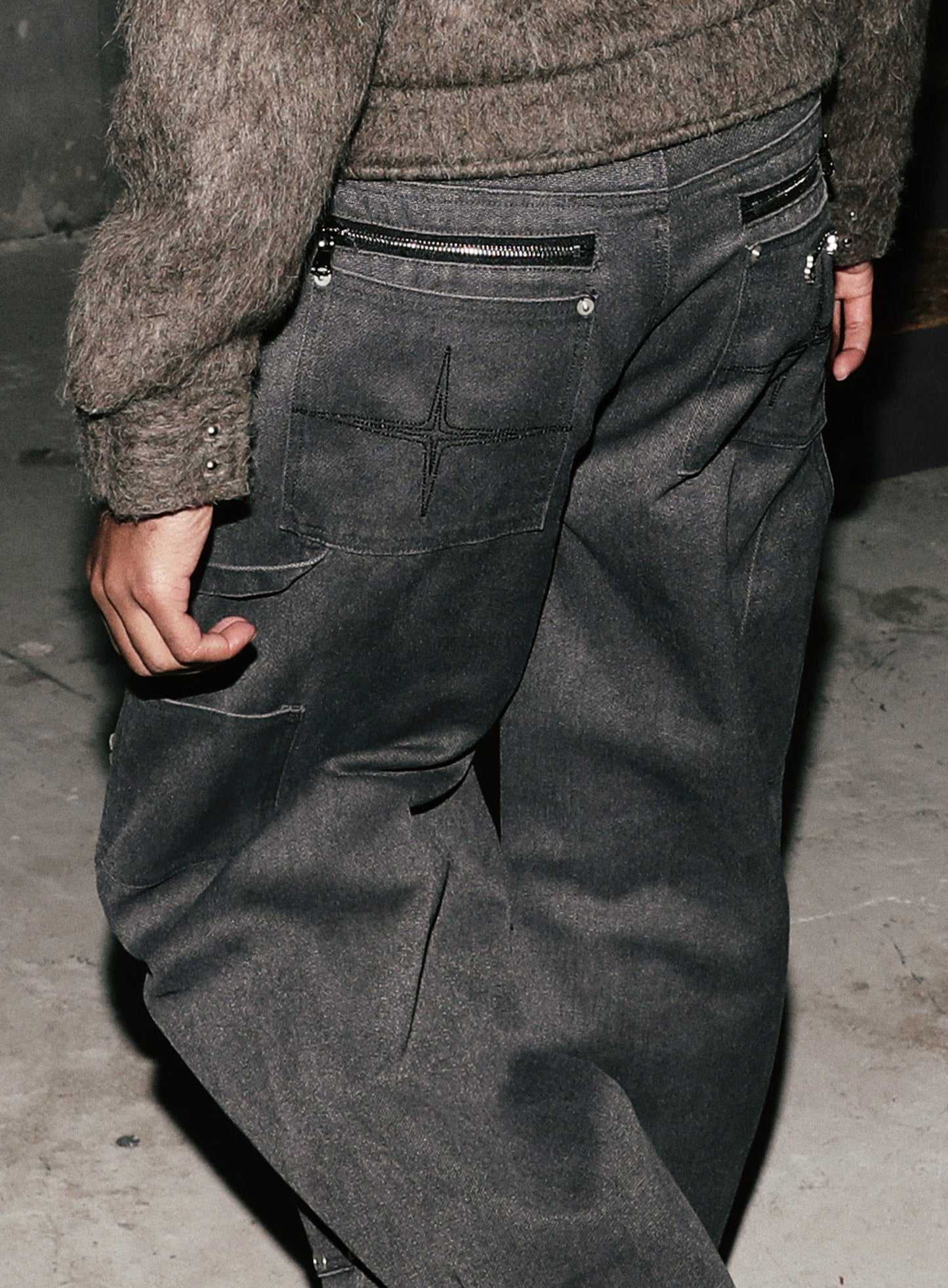 [w-pts25-083] Studded Carpenter Curved Pants - Black