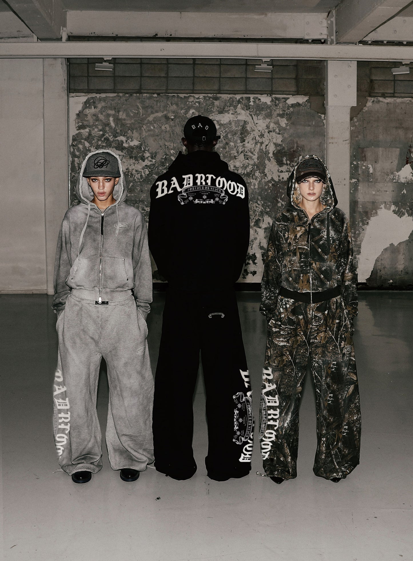 Mystic Capsule Hooded Zip-Up - Black/White