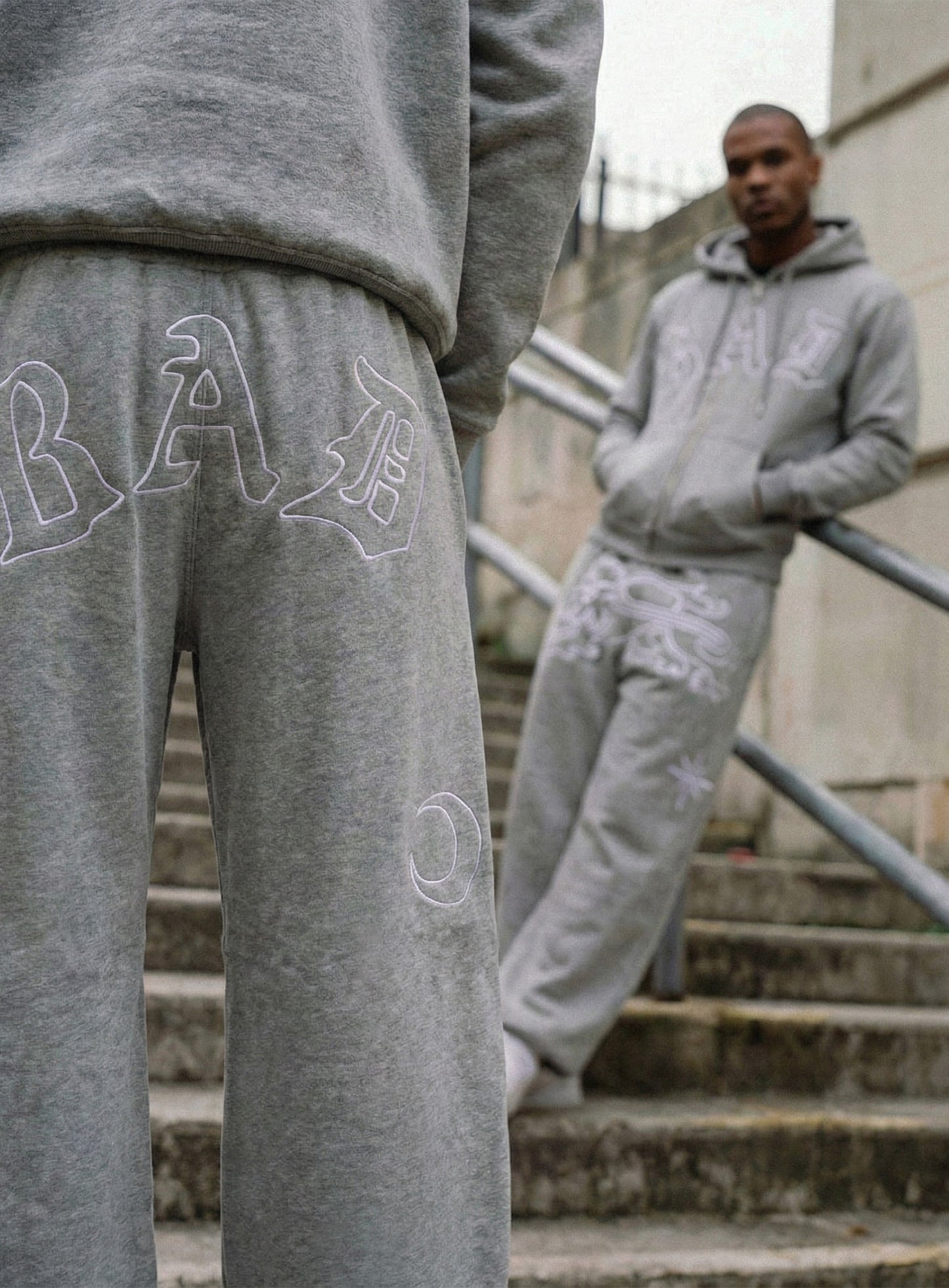 [w-jkt26-002] Titan Stroke Zip-Up Hoodie - Gray