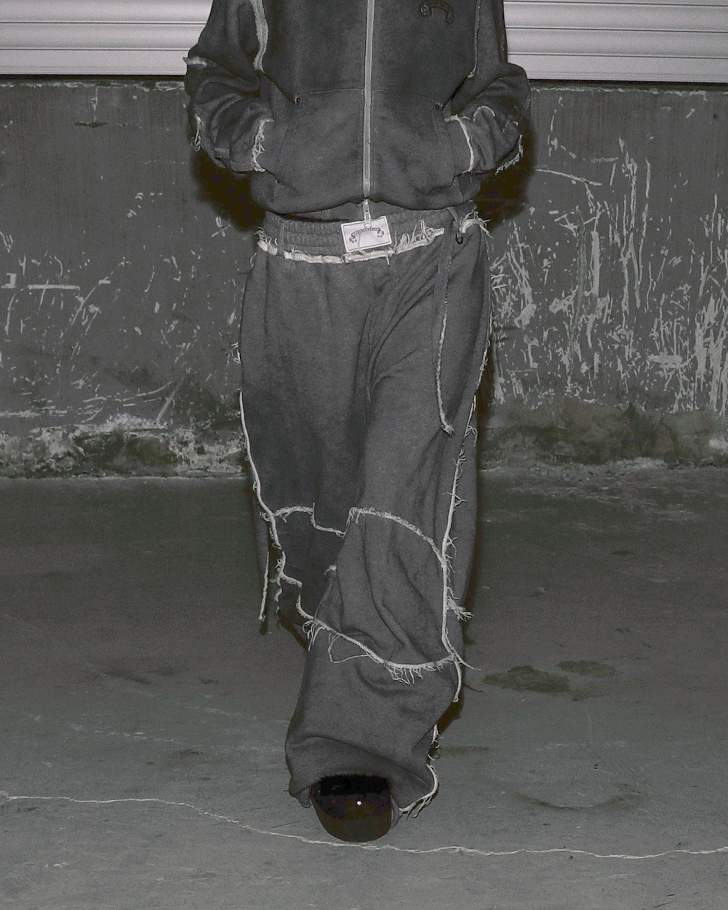 [w-pts25-094] Low Edge Convex Jogger - Washed Gray